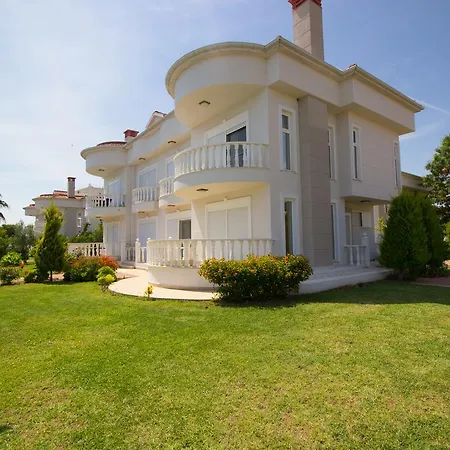 Golf Village Vilă